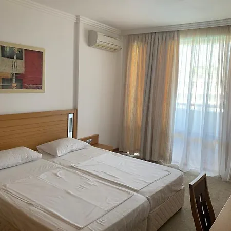 Kalina Private In Emerald Resort, Ravda