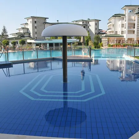 Kalina Private In Emerald Resort, Apartment *