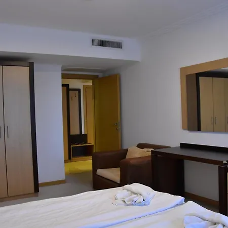 Apartment Kalina Private In Emerald Resort, Ravda