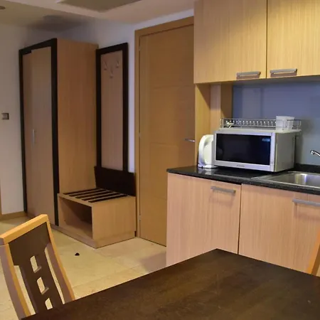 Apartment Kalina Private In Emerald Resort,